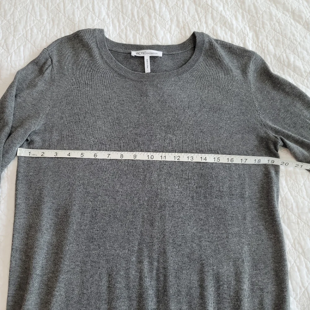 BCBGeneration grey ribbed crew neck longsleeve shift sweaterdress size Large NWT